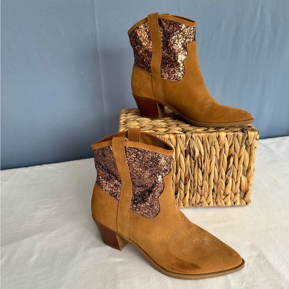 Dolce Vita Western Booties Tan Faux Suede & Brown Sequin | Size 8.5